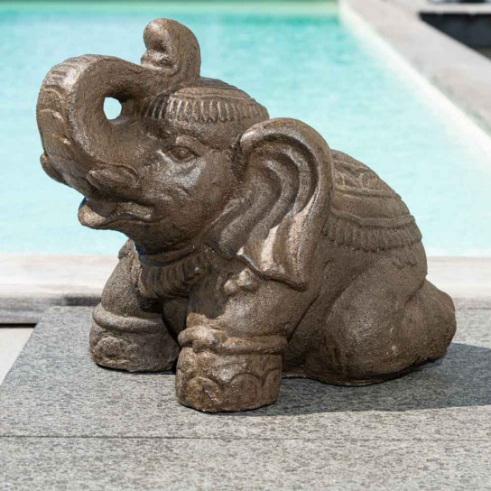 Antique brown seated elephant statue 40 cm