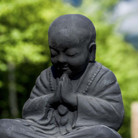 Black weathered-finish seated shaolin monk statue 40 cm
