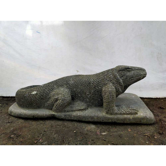 Komodo dragon garden sculpture in stone 80 cm