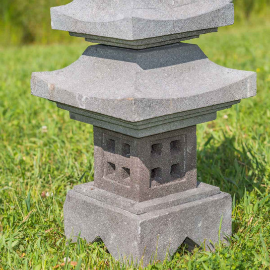 Lava stone pagoda japanese lantern 90 cm