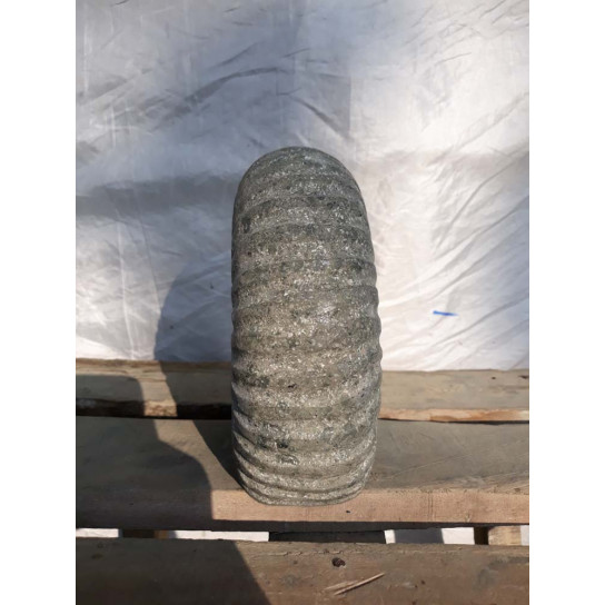 Nautilus shell sculpture in volcanic stone 20 cm